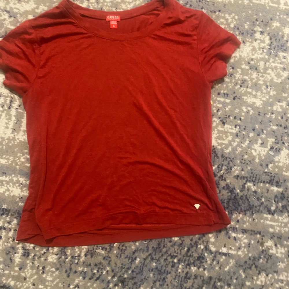 Guess Vibrant Red Tee - Picture 2 of 2